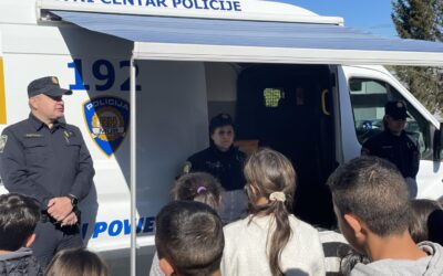Preventivna edukacija policije